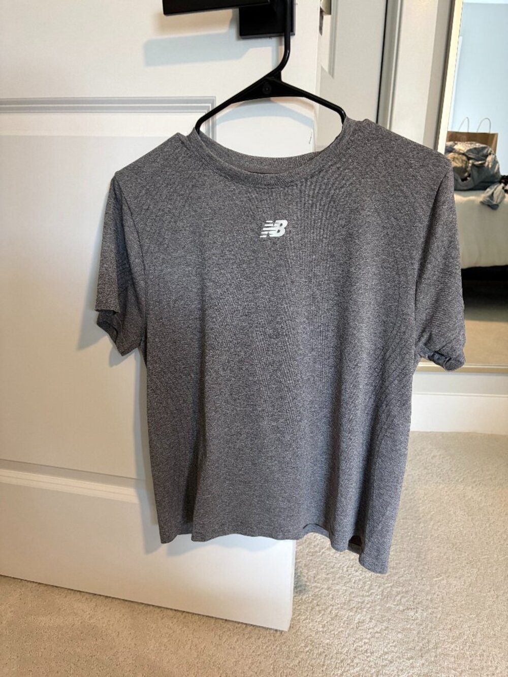 New Balance Gray Activewear Short Sleeve Top Size Large